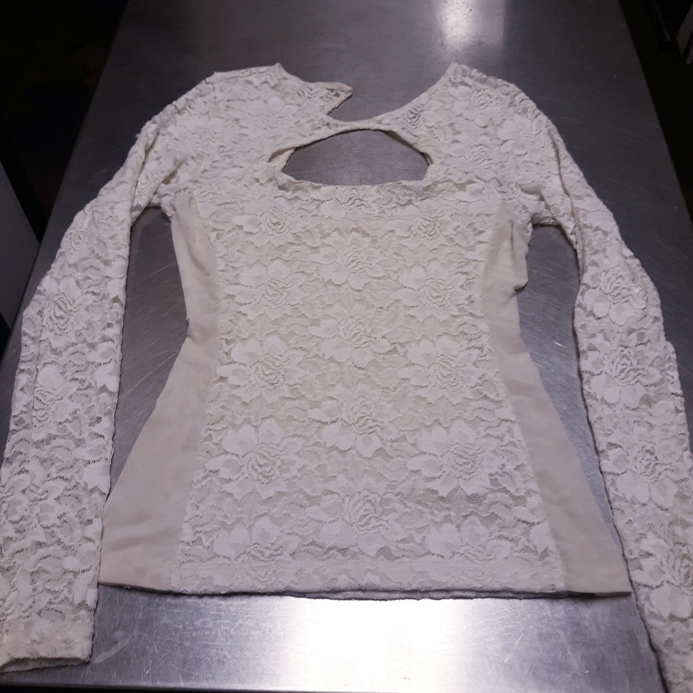 Bebe Cream Lace Long Sleeve